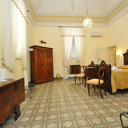 فندق مبيت وإفطار Palazzo De Donatis